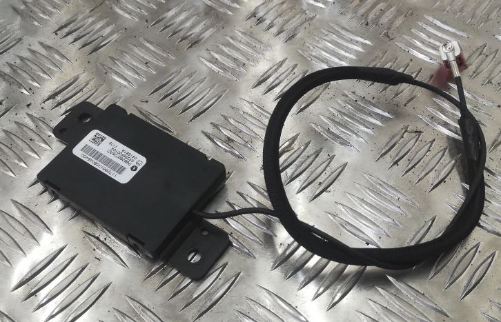 Dodge Grand Caravan Aerial GPS antenna P68069728AD